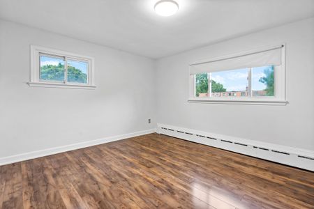 For Lease - 462 B Carlton Street Unit# B, St. Catharines, Ontario - Photo 2