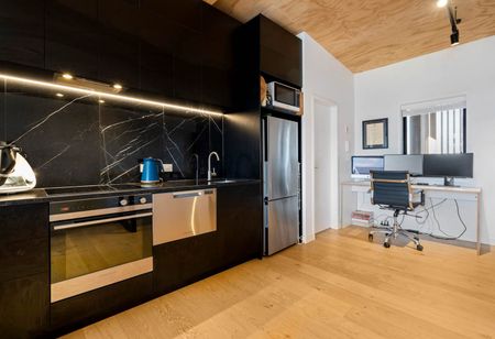 Modern apartment! - Photo 2