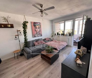 Apartament 3 camere - 65 mp - balcon 8 mp - lift - Sibiu - Fotografie 1