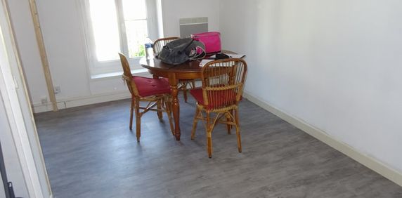 Location Appartement 1 pièce 22m² ORLEANS 45000 - Photo 2