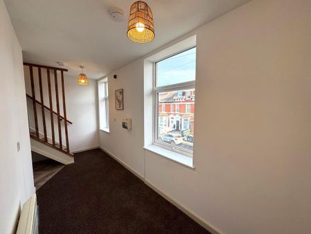1 bedroom flat to rent - Photo 4