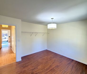 For Lease - 114 Adelaide Avenue, Oshawa, Ontario - Photo 5