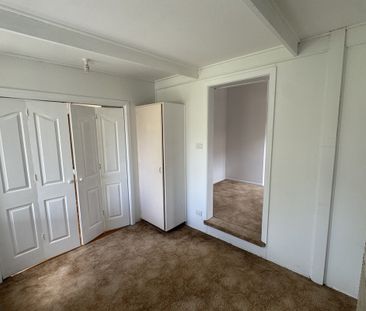 Conveniently Located Near GV Health & Schools! - Photo 3