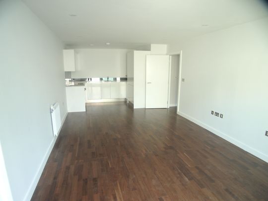 Cornmill House, Greenwich, SE8, London - Photo 1