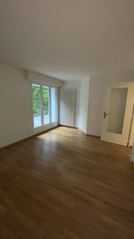 Jewelry piece is looking for a resident - Photo 3