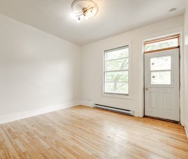 1358 Av. Laurier E., H2J 1H6, H2J 1H6, Montréal - Photo 4