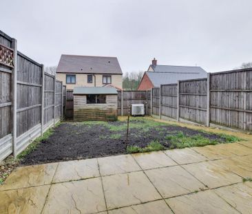 3 bedroom semi-detached house to rent - Photo 1