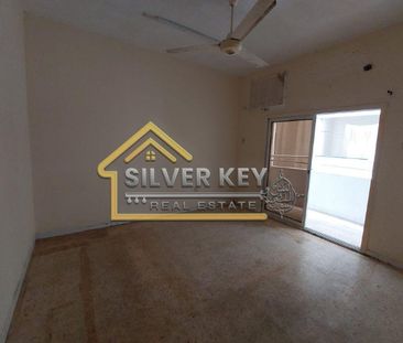 Maintain Building | Balcony | specious | Market - Photo 2