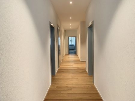 SPACIEUX 5 ½ PIÈCES - Cœur de ville - Photo 3