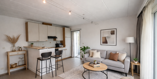 Gelijkvloers app. te huur in Nimy voor € 730 met 1 slaapkamer - Photo 1