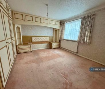 4 bedroom detached house to rent - Photo 3