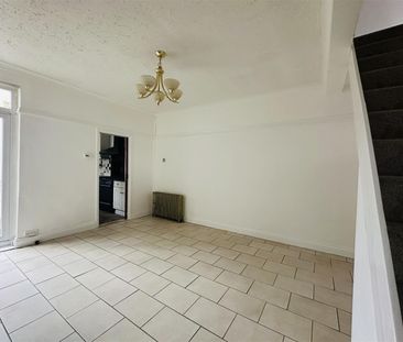 Fitton Street, Nuneaton, CV11 - Photo 2