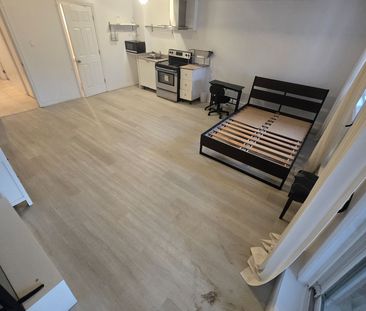 For Lease - 153 Homestead Road, Toronto, Ontario - Photo 5