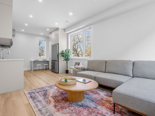 For Lease - 45 Bellevue Avenue Unit# 6a, Toronto, Ontario - Photo 1