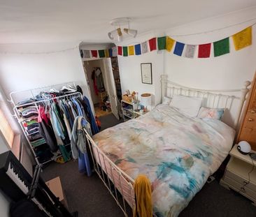 Room in a Shared Flat, Buckingham Road, BN1 - Photo 6