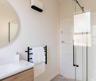 Super sunny and warm in Kenmure! - Photo 5