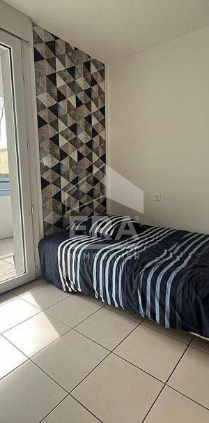 Studio au centre ville de Saint-Nazaire - Photo 1