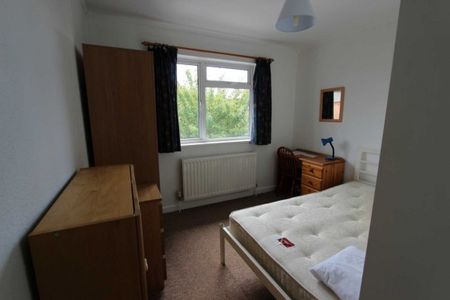 5 Bed - Sycamore Road, Reading - Photo 3