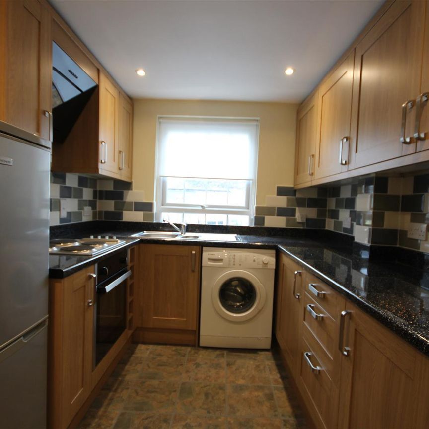 1 bedroom Flat to let - Photo 1