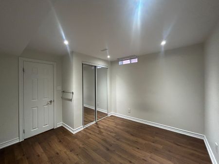 For Lease - 36 Bendamere Cres Crescent Unit# Two-Bedroom Unit bsmt, Markham, Ontario - Photo 2