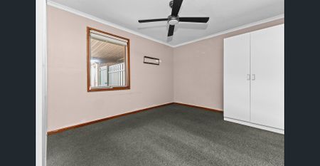 Beautiful Family Home in a Prime Location – Comfort, Space & Convenience - Photo 4