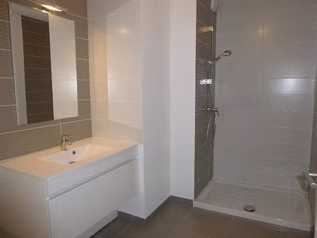 Location appartement récent 2 pièces 42.65 m² à Montpellier (34000) - Photo 3
