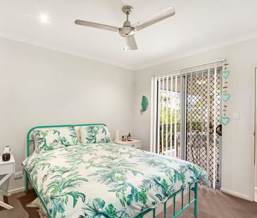 Modern & Well Located Two Bedroom Apartment - Photo 4