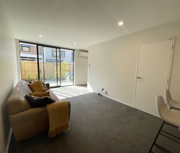 Unit 4, 329 Lincoln Road, Addington, Christchurch - Photo 2