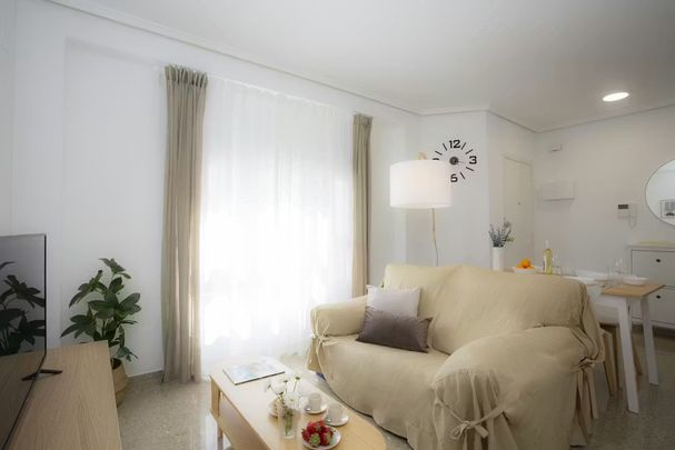 Avinguda de Pius XII, Valencia, Valencian Community 46015 - Photo 1