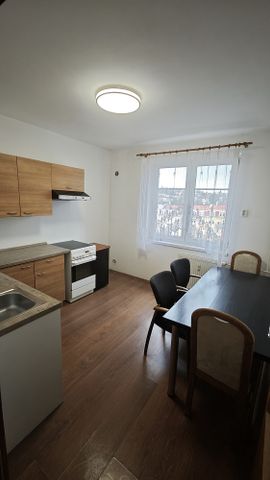 Pronájem bytu 2+1 68 m² - Photo 3
