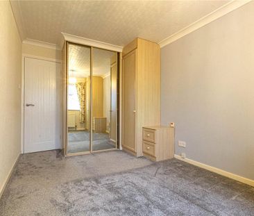 2 bedroom semi-detached bungalow to rent - Photo 5