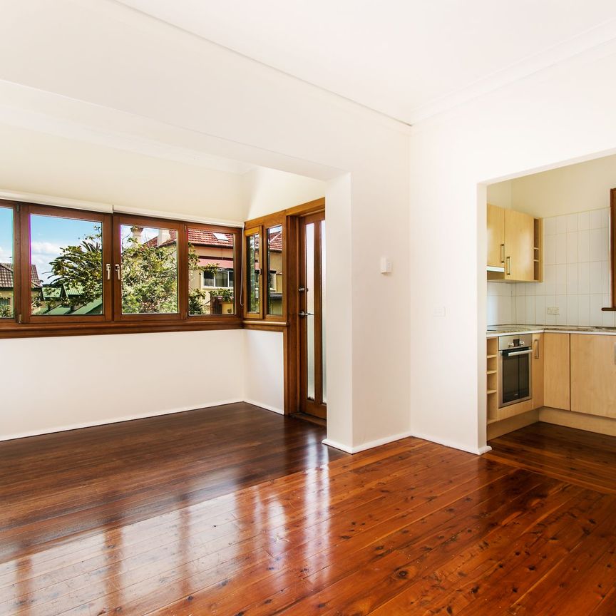 2/57 Douglas Street, - Photo 1