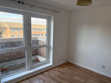 3 bedroom maisonette to rent - Photo 5