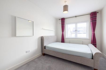 11 Edenbrook Grove Citywest Dublin 24 - Photo 2