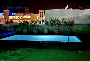 Short term rental of the luxury modern villa in El Duque / VILLA TESORO EL DUQUE