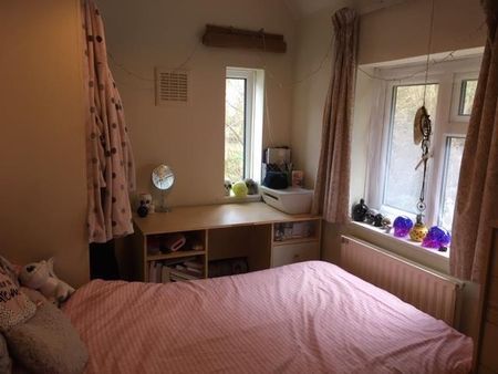 Manton Road, Brighton - Photo 3