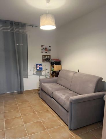 Location Appartement 2 pièces 57m² GONFARON 83590 - Photo 2