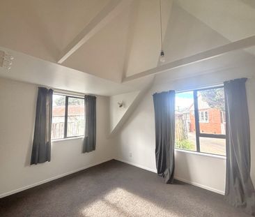 Townhouse - Photo 4