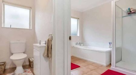 Coastal Living - Photo 4