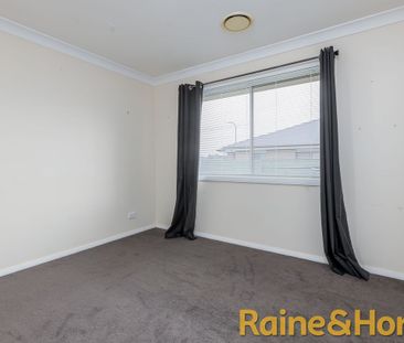 Family Home in Keswick - Photo 3