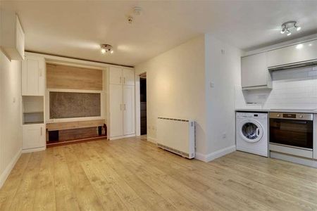 Honeywood Close, Portsmouth, PO3 - Photo 2