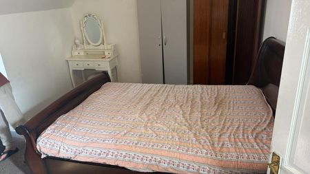 2 bedroom flat share to rent - Photo 2