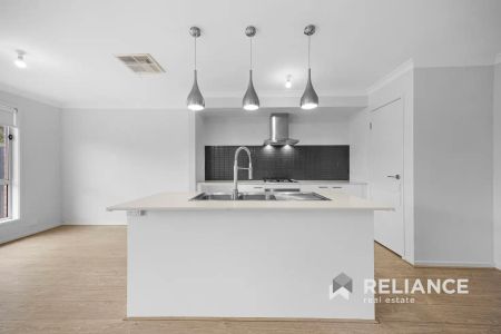 “Lovely 3 Bedroom home in Great Location!” - Photo 5