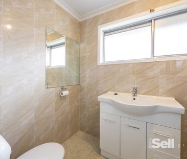 CENTRAL SPRINGVALE LIVING - Photo 3