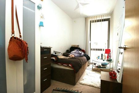 3 bedroom duplex to rent - Photo 4