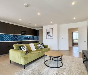 3 bedroom flat to rent - Photo 4
