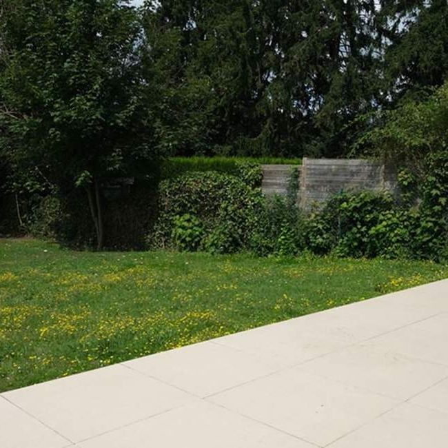 Woning te huur in Wezembeek-Oppem voor € 3.300 met 5 slaapkamers - Photo 1