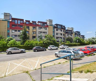 PERGO - 7-izbový mezonet na Hlaváčikovej – Fotografia 3