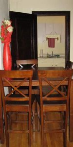 PRES DU METRO SNOWDON 2 CHAMBRES FERMEES- RENOVE - Photo 4