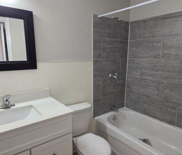 For Lease - 8800 Willoughby Drive Unit# 308, Niagara Falls, Ontario - Photo 5